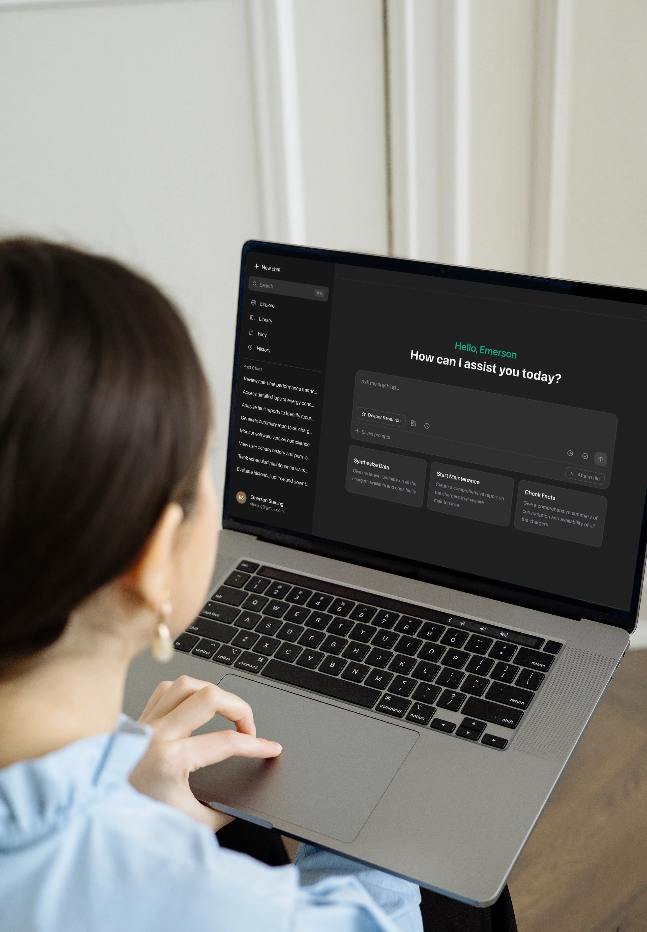 Fleet managers using recurring prompts in Claude and ChatGPT instead of a dashboard